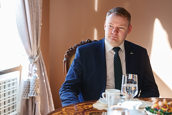 Edvards Smiltēns tiekas ar Vācijas vēstnieci
