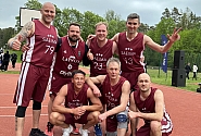 Saeimas basketbola komanda Kandavā piekāpjas Iekšlietu ministrijas komandai