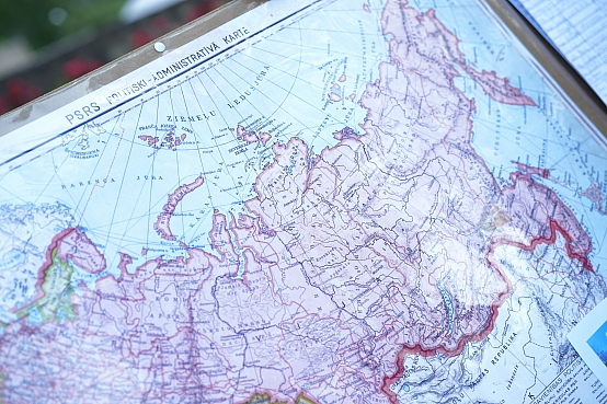 Edvards Smiltēns piedalās politiski represēto salidojumā Ikšķilē