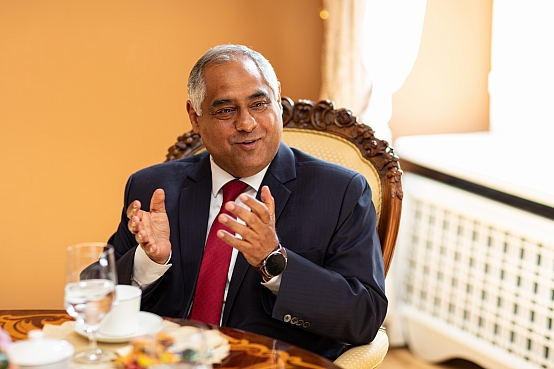 Zanda Kalniņa-Lukaševica tiekas ar Ēģiptes vēstnieku