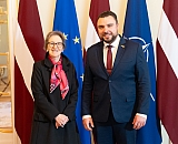 Jānis Grasbergs tiekas ar Luksemburgas vēstnieci