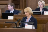  Lolita Čigāne ārlietu debatēs aicina neatkāpties no Eiropas Savienības vērtībām