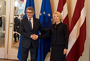 Speaker of the Saeima calls on the EU to step up support for strengthening its external border